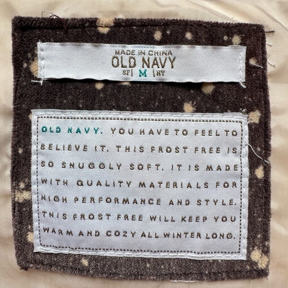 Old Navy Olive Green Frost Free Puffer Vest - Picture 4 of 9